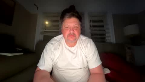adamd215 online show from April 20, 4:26 am