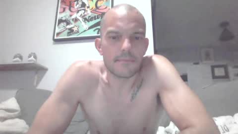 Snapshot of adamseigler1981 chatting on June 20, 2:58 am Cyrus online show from June 20, 2:58 am