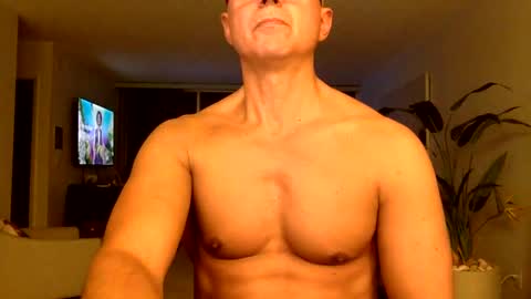 Adam online show from November 14, 1:37 am