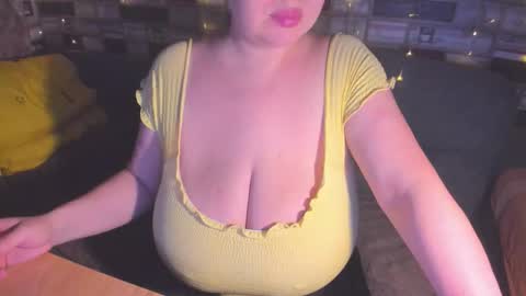 Victoria online show from October 21, 7:03 pm