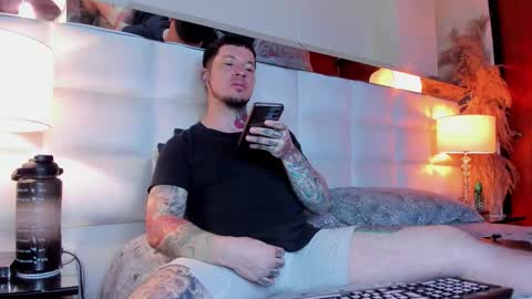 Snapshot of adamtatts chatting on October 29, 2:03 am Adam online show from October 29, 2:03 am