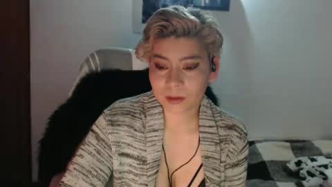 Snapshot of adan_romanoff chatting on November 13, 8:02 am adan_romanoff online show from November 13, 8:02 am