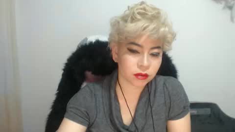 Snapshot of adan_romanoff chatting on December 16, 8:41 am adan_romanoff online show from December 16, 8:41 am