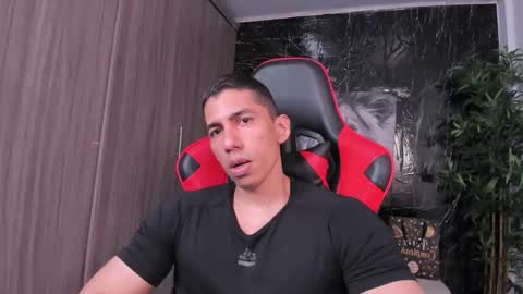 Adan Sin online show from March 28, 3:55 pm