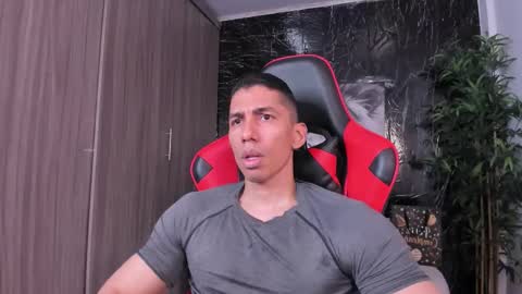 Adan Sin online show from April 4, 3:09 pm