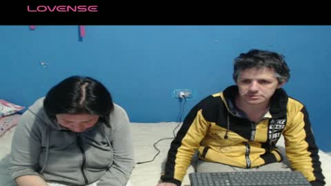 Snapshot of adan_y_eva_bk chatting on May 19, 6:36 pm Adan and Eva online show from May 19, 6:36 pm