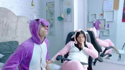 AdanNDEva online show from January 16, 8:02 pm