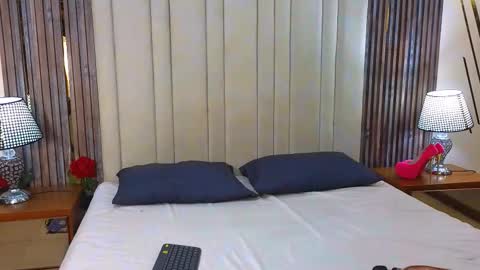 adarasmiith online show from December 16, 12:54 pm