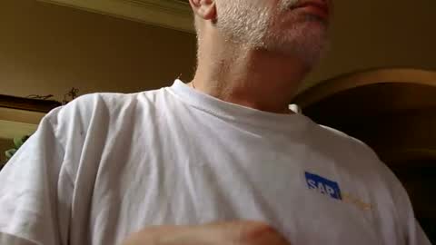 add_me_2 online show from June 4, 5:19 pm