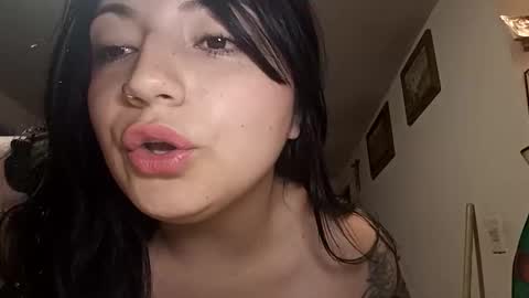 Snapshot of adda_lovee chatting on June 3, 6:35 pm adda_lovee online show from June 3, 6:35 pm