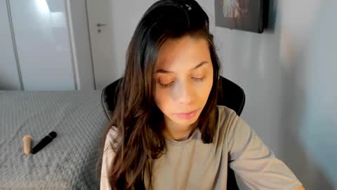 Adda online show from November 19, 7:25 pm