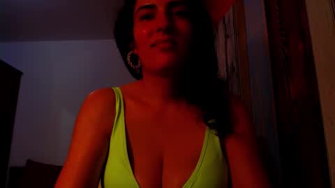 amy        online show from October 20, 11:38 pm