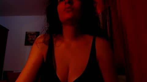 amy        online show from March 23, 11:14 am