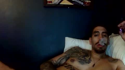 Snapshot of addictedtobustnloads1 chatting on December 16, 3:28 pm addictedtobustnloads1 online show from December 16, 3:28 pm