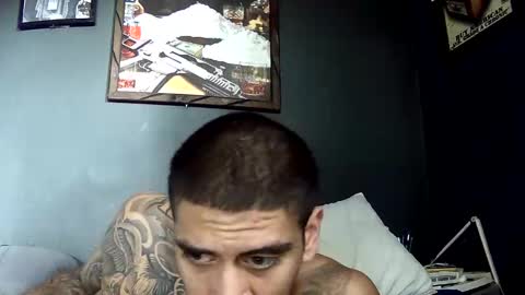 Snapshot of addictedtobustnloads1 chatting on December 17, 6:47 pm addictedtobustnloads1 online show from December 17, 6:47 pm