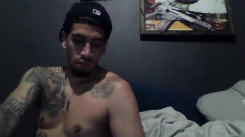 Snapshot of addictedtobustnloads1 chatting on January 16, 9:57 am addictedtobustnloads1 online show from January 16, 9:57 am