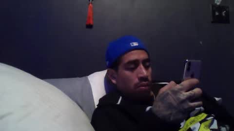 Snapshot of addictedtobustnloads1 chatting on March 18, 11:35 am addictedtobustnloads1 online show from March 18, 11:35 am