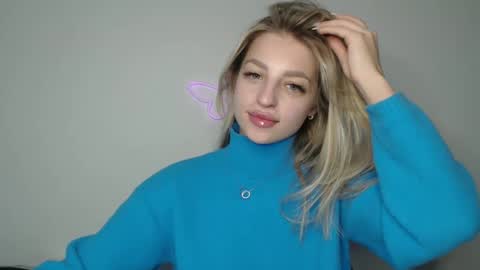 Snapshot of addie_collins chatting on December 9, 12:08 pm Kristina online show from December 9, 12:08 pm