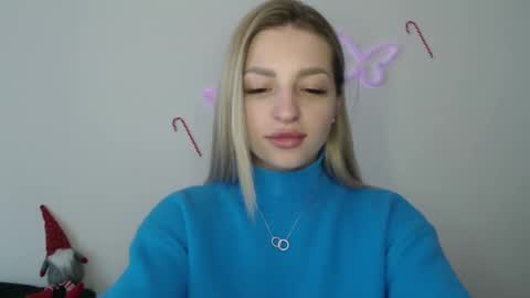 Snapshot of addie_collins chatting on December 29, 11:07 am Kristina online show from December 29, 11:07 am