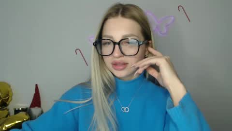 Snapshot of addie_collins chatting on December 29, 2:10 pm Kristina online show from December 29, 2:10 pm
