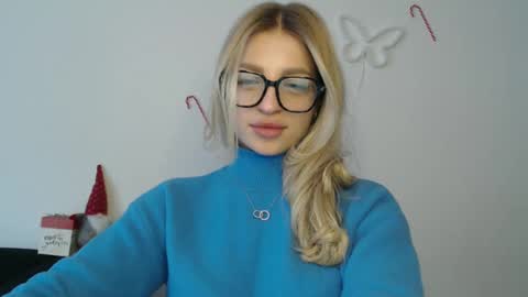 Snapshot of addie_collins chatting on January 10, 12:15 pm Kristina online show from January 10, 12:15 pm