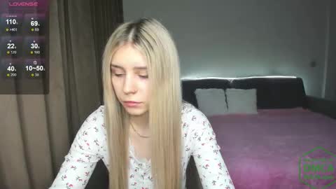 Snapshot of adel1miller chatting on February 17, 10:56 am Adel online show from February 17, 10:56 am