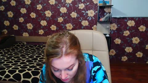 Snapshot of adel_redhead_ chatting on December 6, 9:46 pm Adel online show from December 6, 9:46 pm