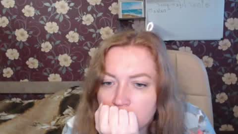 Snapshot of adel_redhead_ chatting on April 26, 4:04 pm Adel online show from April 26, 4:04 pm