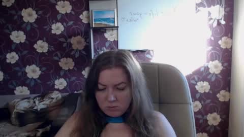 Snapshot of adel_redhead_ chatting on May 23, 2:43 pm Adel online show from May 23, 2:43 pm