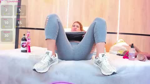 adela chase online show from January 7, 3:09 am