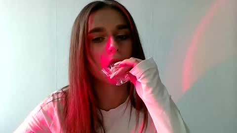 Adele Amore online show from February 6, 1:21 pm