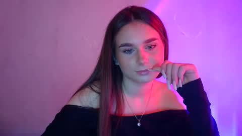 Adele Amore online show from March 11, 11:01 am