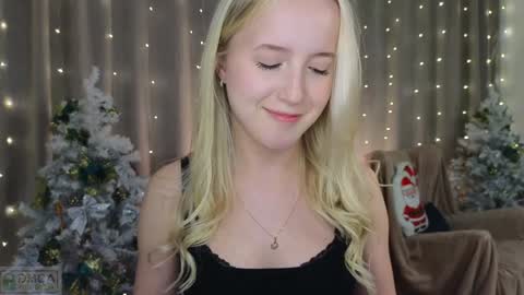 Snapshot of adele_armas chatting on January 20, 12:04 am Adele online show from January 20, 12:04 am