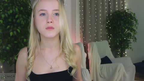 Snapshot of adele_armas chatting on January 26, 9:51 pm Adele online show from January 26, 9:51 pm