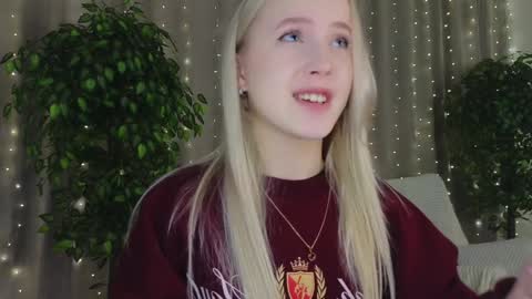 Snapshot of adele_armas chatting on February 1, 6:19 pm Adele online show from February 1, 6:19 pm