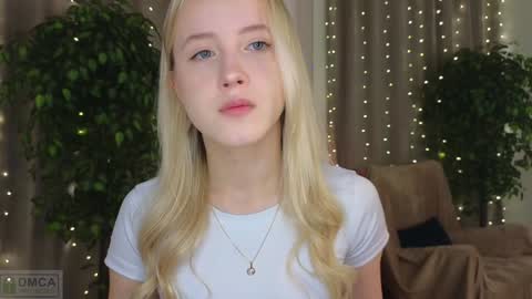 Snapshot of adele_armas chatting on February 2, 6:42 pm Adele online show from February 2, 6:42 pm