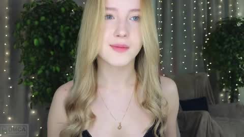 Snapshot of adele_armas chatting on February 16, 6:43 pm Adele online show from February 16, 6:43 pm