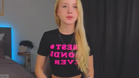 Snapshot of adele_armas chatting on September 23, 9:29 pm Adele online show from September 23, 9:29 pm