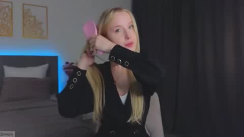 Snapshot of adele_armas chatting on October 8, 10:29 pm Adele online show from October 8, 10:29 pm