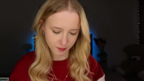 Snapshot of adele_armas chatting on February 18, 9:33 pm Adele online show from February 18, 9:33 pm