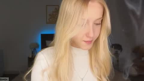 Adele online show from March 17, 8:56 pm