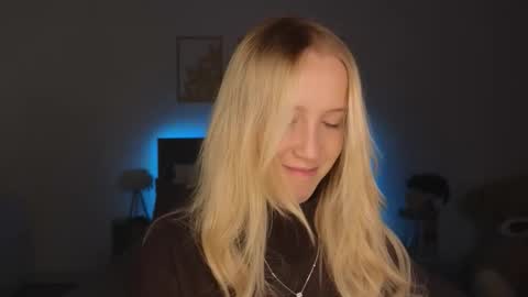 Adele online show from March 21, 9:29 pm