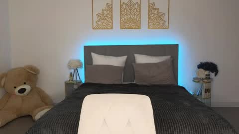 Adele online show from April 16, 8:53 pm