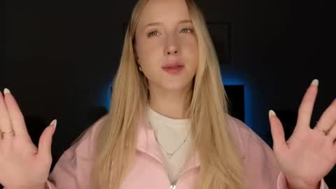 Adele online show from April 21, 8:44 pm