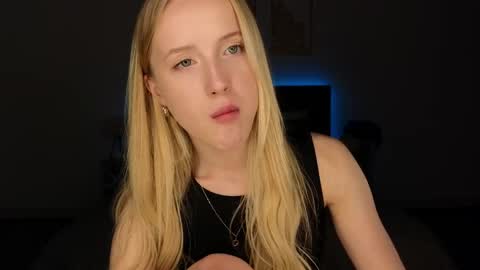 Adele online show from June 6, 9:08 pm