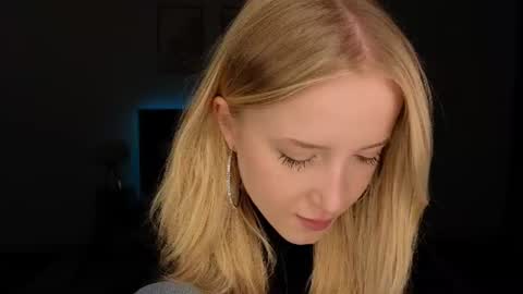 Adele online show from June 17, 8:54 pm