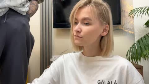 Snapshot of adele_nick2202 chatting on November 2, 11:56 am Adele Nick online show from November 2, 11:56 am