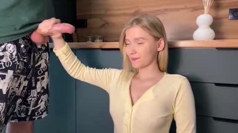 Snapshot of adele_nick2202 chatting on February 15, 7:51 am Adele Nick online show from February 15, 7:51 am