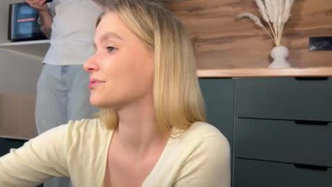 Snapshot of adele_nick2202 chatting on March 21, 11:37 am Adele Nick online show from March 21, 11:37 am