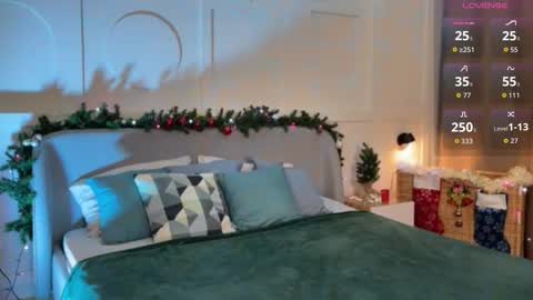 Adele online show from December 18, 1:00 am